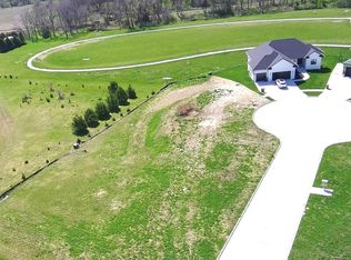330 Cottonwood St, Bennet, NE 68317