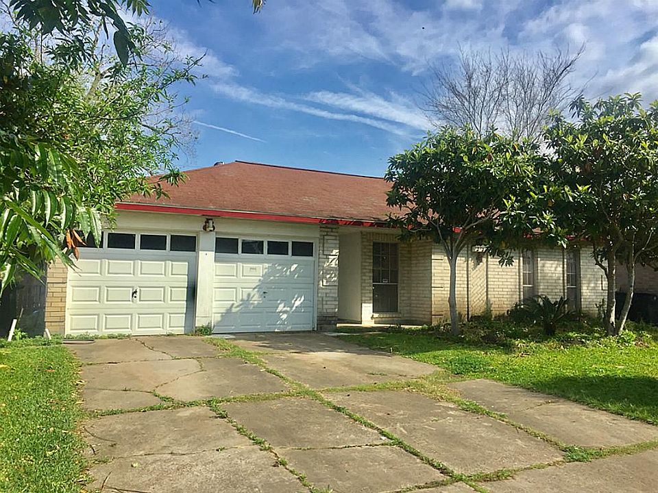 1st image of 11018 Carvel Ln