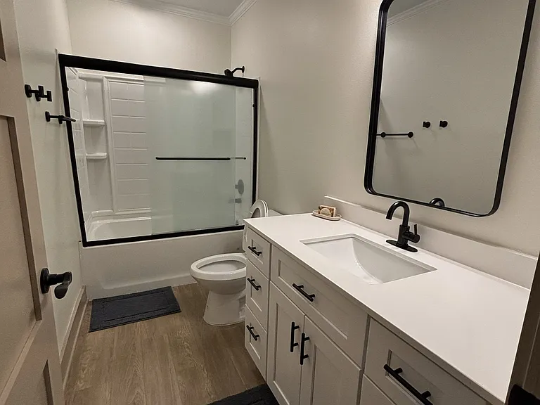 3418 Medical Park Dr — Photo 8