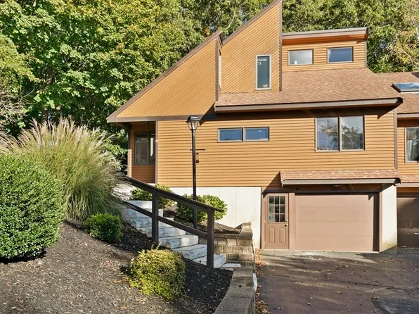 7 Prince St APT B1, Plymouth, MA 02360