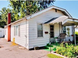 814 Watrous Ave, Des Moines, IA 50315