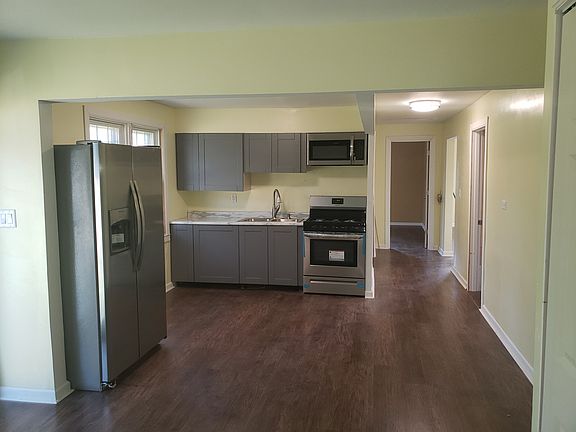 4th image of 10423 Wrightwood Ave