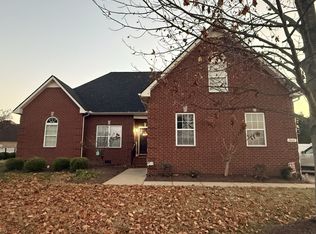3606 Geneva Dr, Murfreesboro, TN 37128