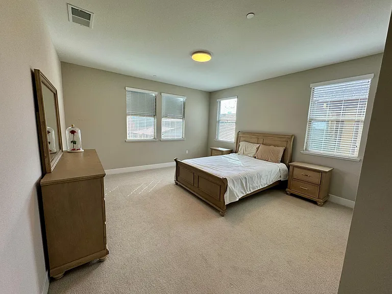 649 Sandalwood Dr #4 — Photo 28