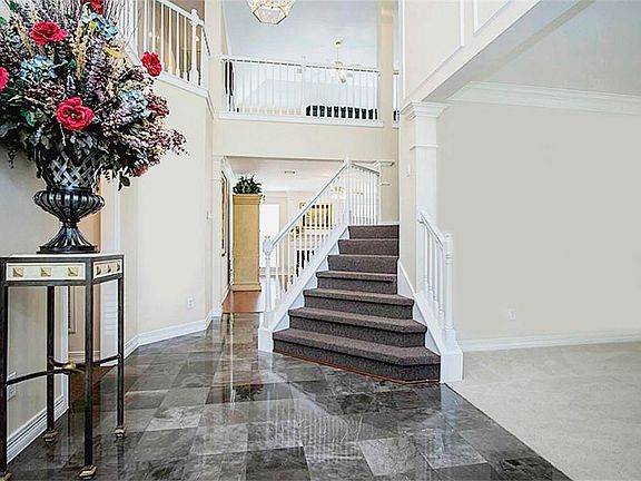 3rd image of 4111 Admiral Ct
