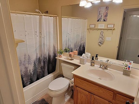 4th image of 3391 Tea Rose Dr