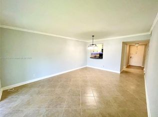 5100 SW 90th Ave APT 303, Cooper City, FL 33328
