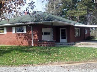 9094 Cumberland Rd SW, Bowerston, OH 44695