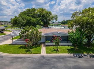 3022 Short Leaf St, Zephyrhills, FL 33543