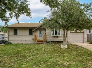 12008 Pedersen Dr, Omaha, NE 68144