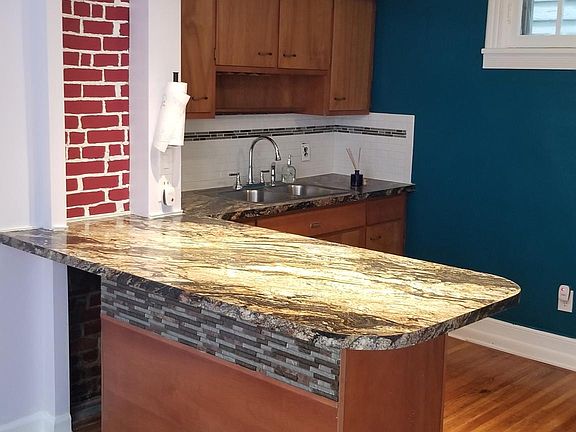 2nd image of 126 Norwood Ave