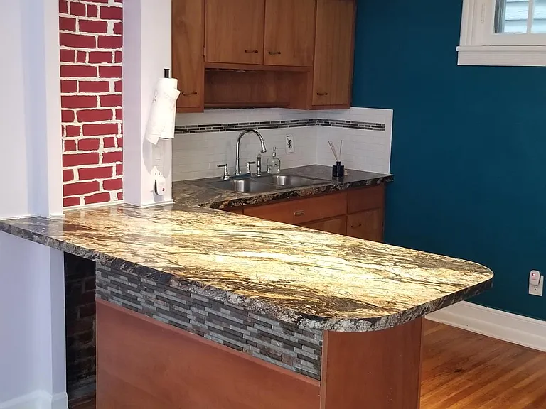 126 Norwood Ave — Photo 2