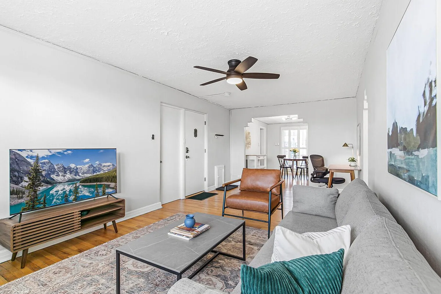 3 bed, 1.0 bath, $3,619 — Photo 4