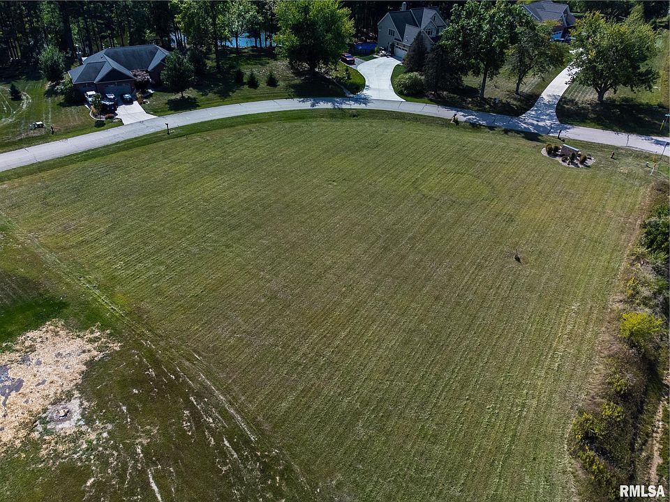 2 Whispering Pines Ln, Congerville, IL 61729 Zillow