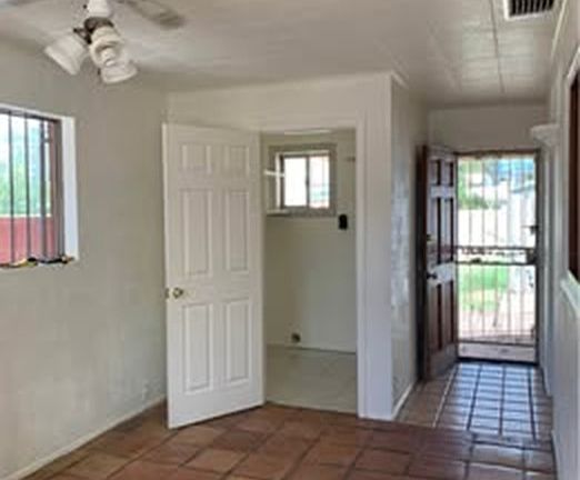 4th image of 6151 E 24th St