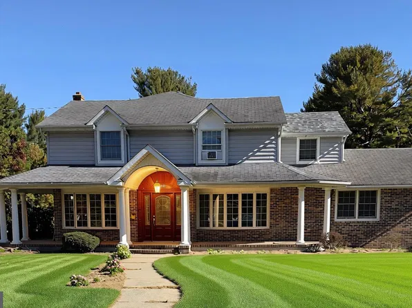 1305 Glen Lake Blvd, Pitman, NJ 08071