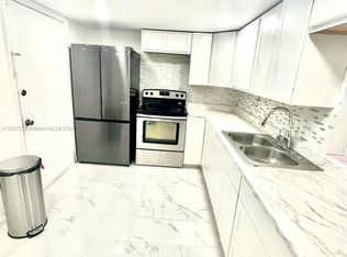 1351 NE 191st St #E320, Miami, FL 33179