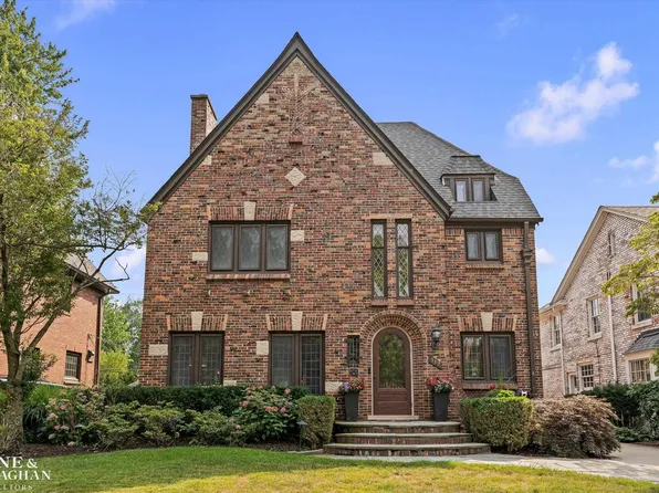 119 Moran Rd, Grosse Pointe Farms, MI 48236