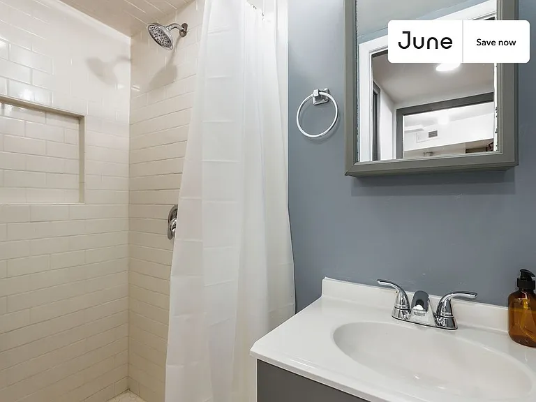 1318 11th St NW — Photo 8