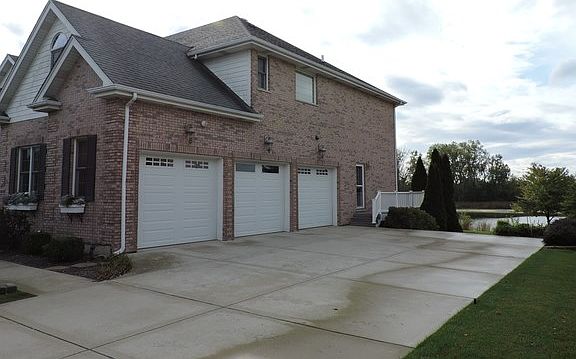 4th image of 22548 Aster Dr