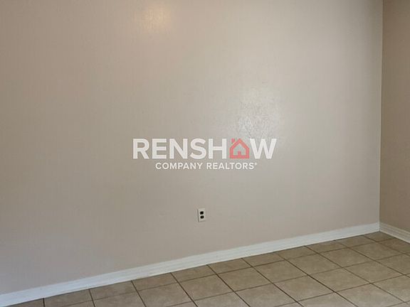 4th image of 701 Forrest St #701