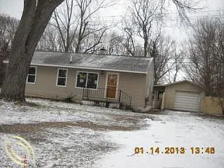 9121 Maltby Rd photo 1