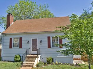 1319 Willow Dr, Charlottesville, VA 22902