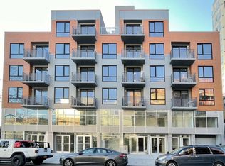 3520 146th St #3G, Flushing, NY 11354
