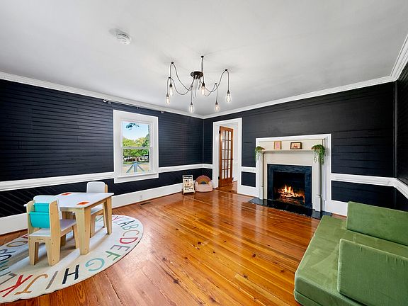 11th image of 1505 Pendergrass Rd