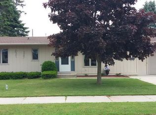 2522 41st St, Two Rivers, WI 54241