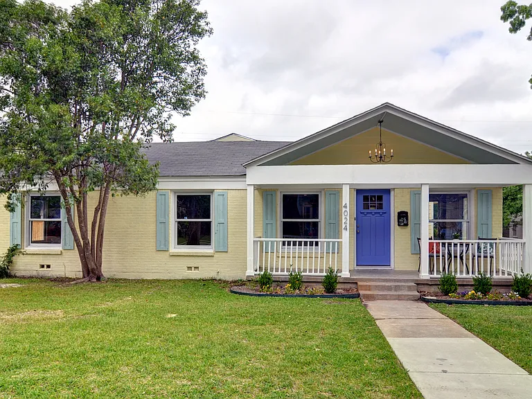 4024 Winfield Ave — Photo 2
