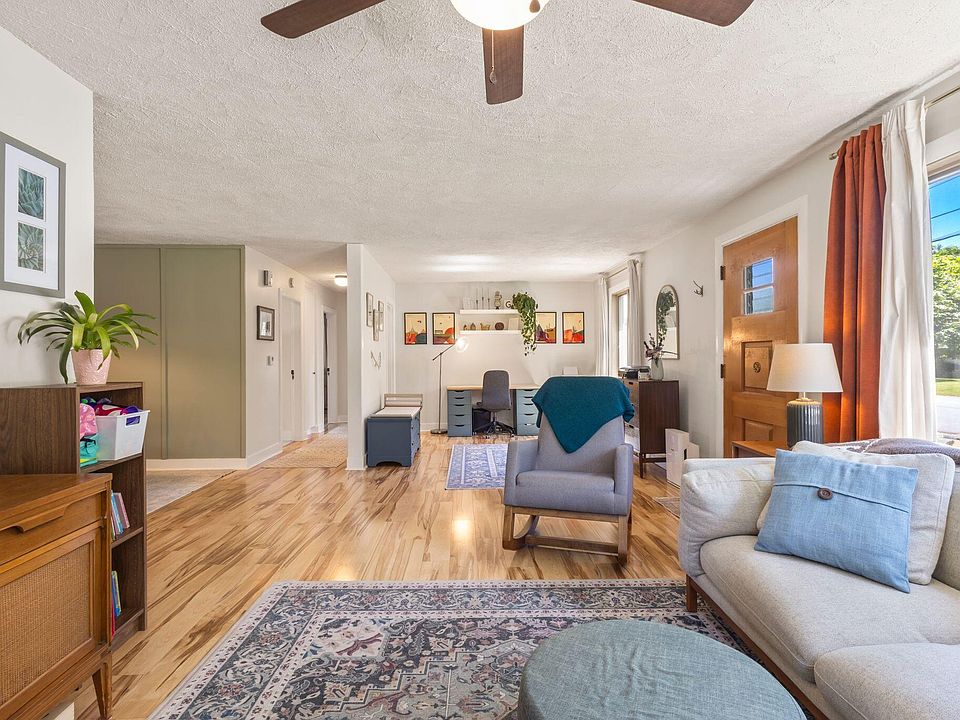 1st image of 11 Southgate Avenue