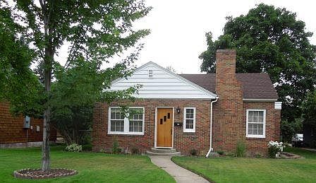 1st image of 231 Hastings Ave