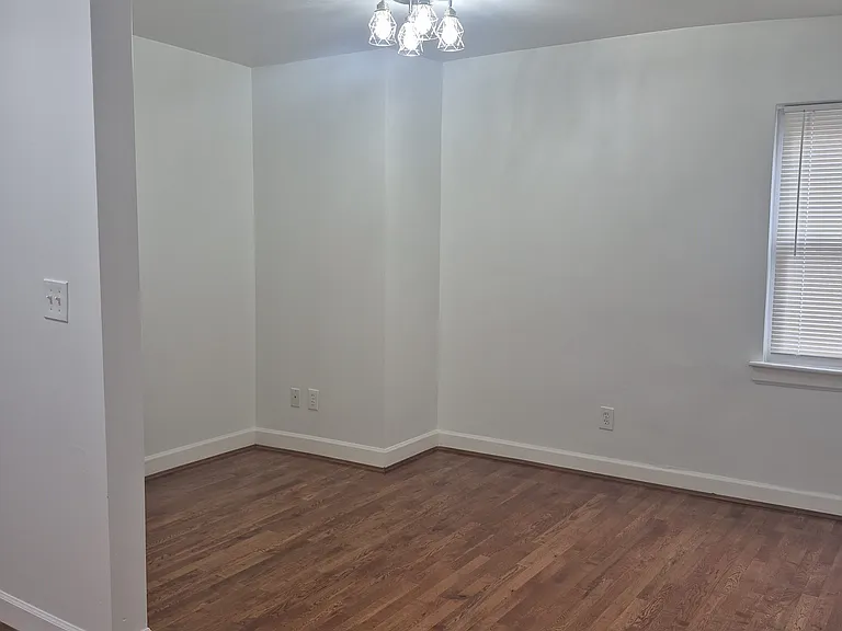 2063 Beechmont Ave #4 — Photo 7