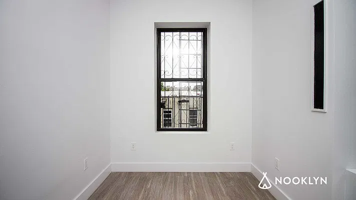 Rented by Nooklyn NYC LLC | media 25