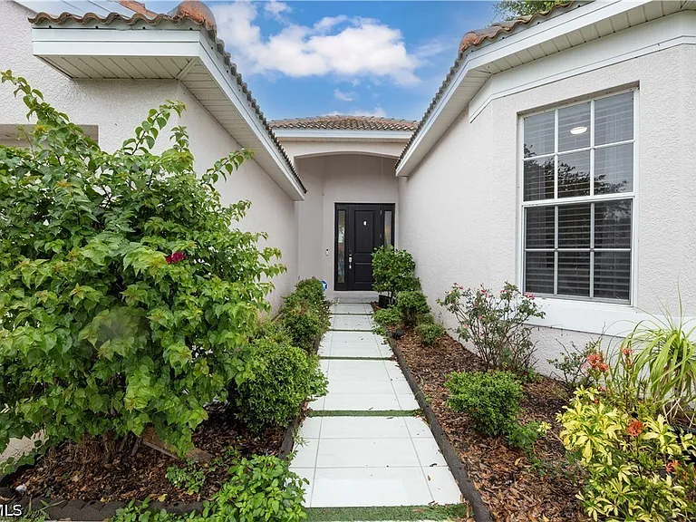 598 Aston Lake Ct — Photo 19