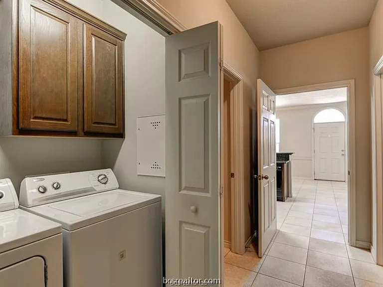 146 Forest Dr — Photo 7