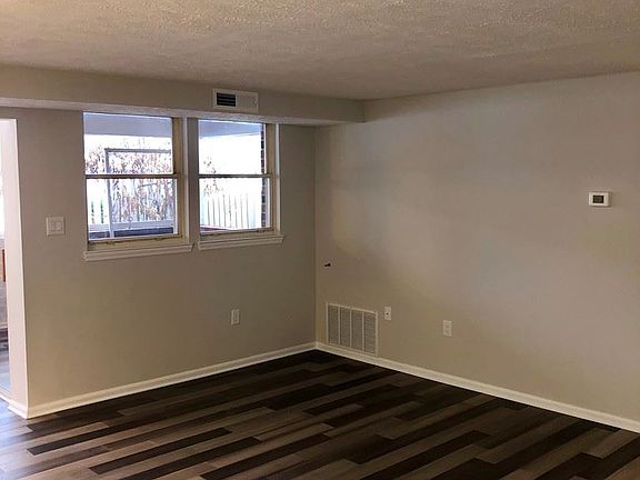 5th image of 9394 Wind Haven Ct Unit 302