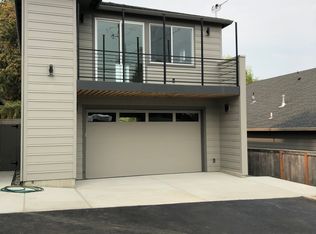 13978 NW Pioneer Rd UNIT B, Portland, OR 97229