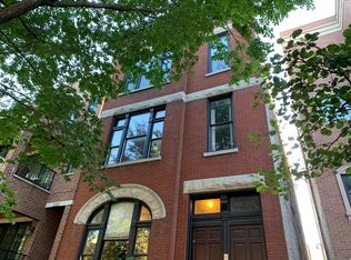 2142 N Racine Ave APT 1, Chicago, IL 60614