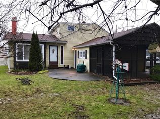 13 Pendlewood Dr, Cheektowaga, NY 14225