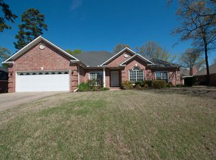 44 Sugarloaf Loop, Maumelle, AR 72113