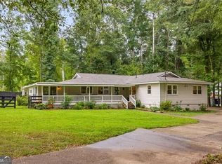 285 Air Acres Way, Woodstock, GA 30188