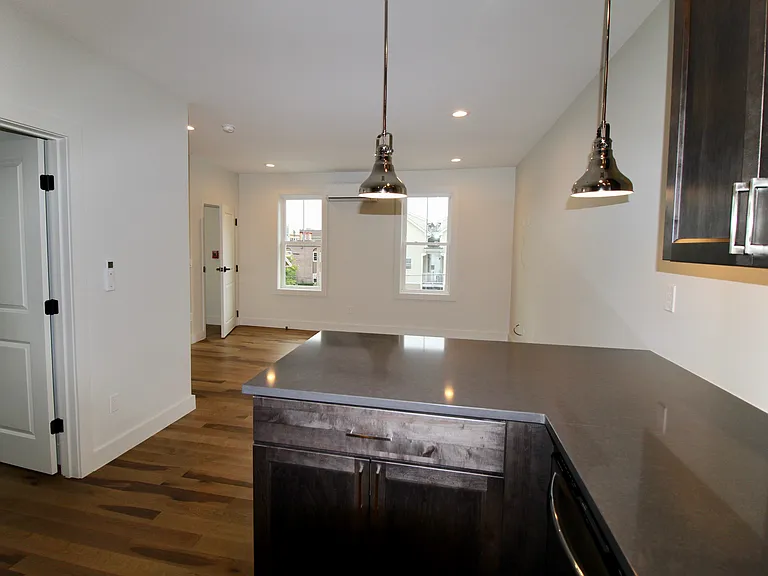 11-15 Piedmont St #2 — Photo 2