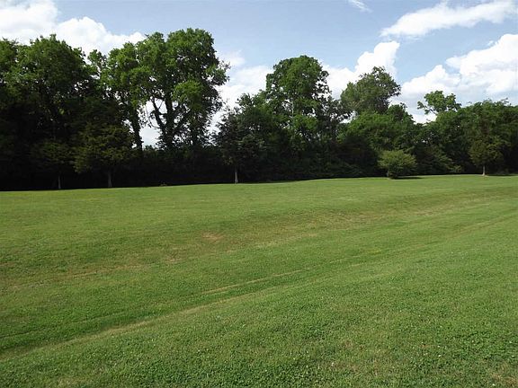 3rd image of 200 River Downs Blvd