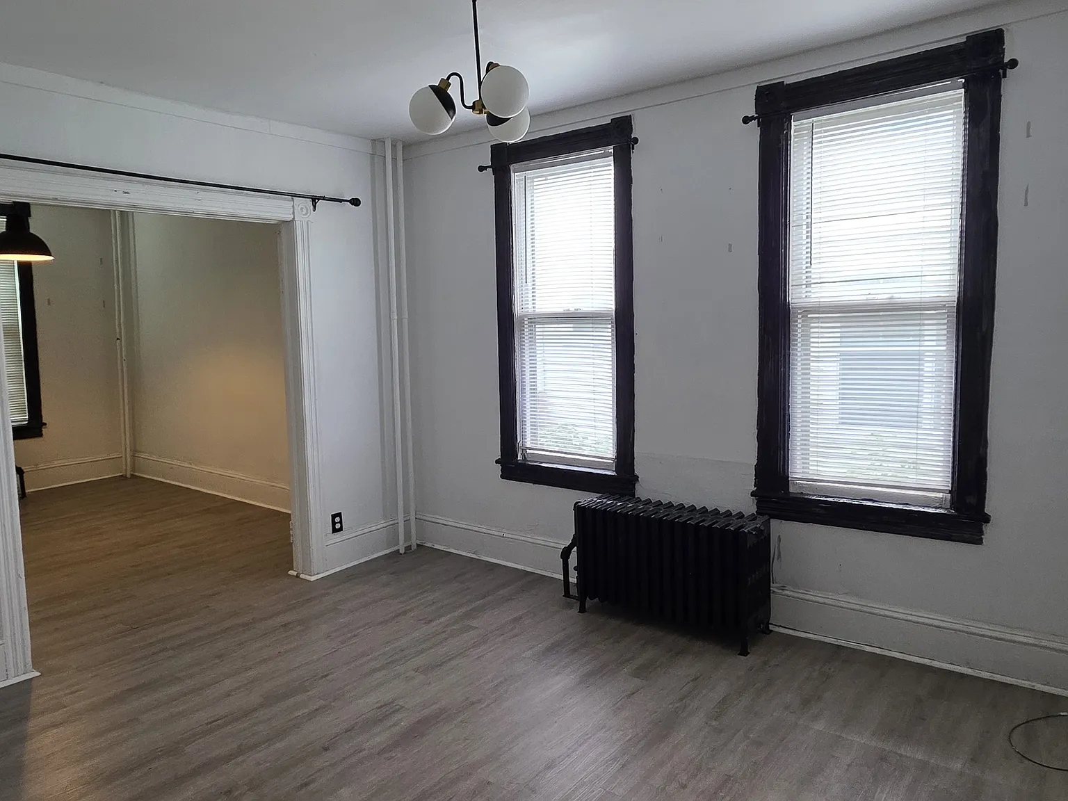 1 bed, 900 sqft, $1,000 — Photo 2