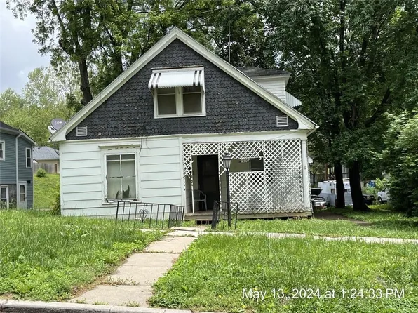 2507 S 18th St, Saint Joseph, MO 64503