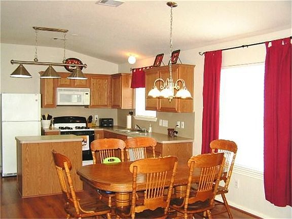 5th image of 20219 Stonegrove Ct