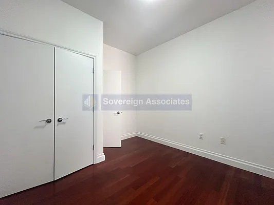 Rented by Sovereign Associates | media 13