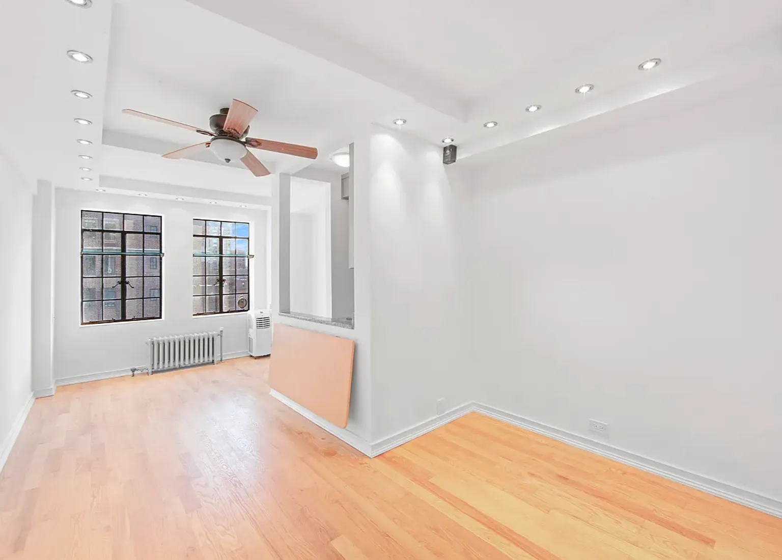 45 Tudor City Place — Photo 2